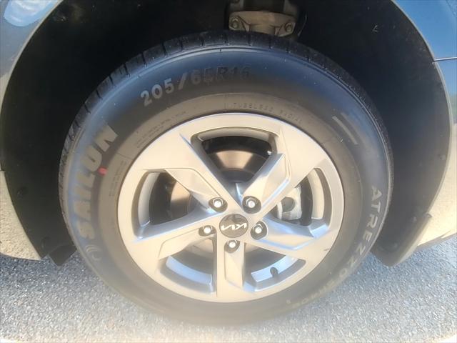 2023 Kia K5 LXS