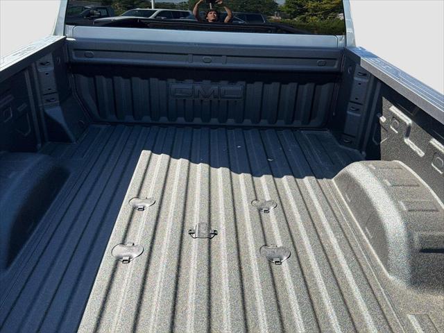 2026 GMC Sierra 3500HD Crew Cab, Long Bed, SLE, 4WD