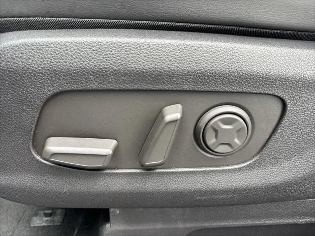 2025 Kia Carnival MPV LXS