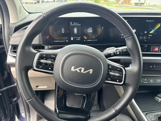 2025 Kia Carnival MPV LXS