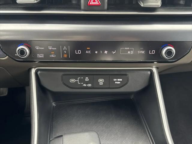 2025 Kia Carnival MPV LXS