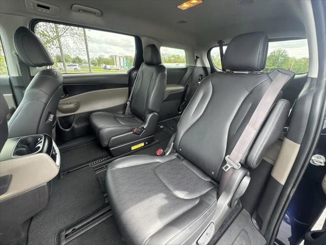 2025 Kia Carnival MPV LXS