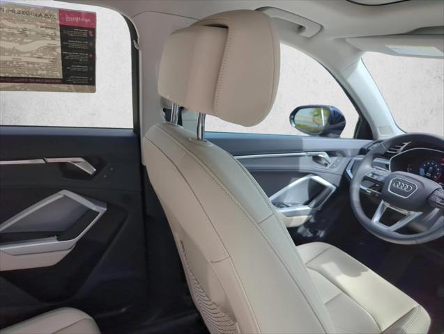 2025 Audi Q3 Premium 45 TFSI S line quattro Tiptronic