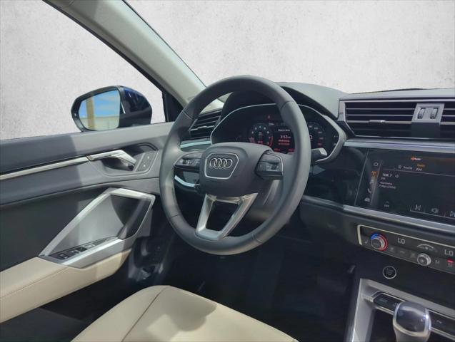 2025 Audi Q3 Premium 45 TFSI S line quattro Tiptronic