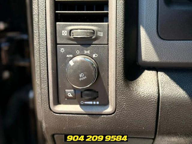 2018 Ram 1500 Express Quad Cab 4x4 6'4" Box