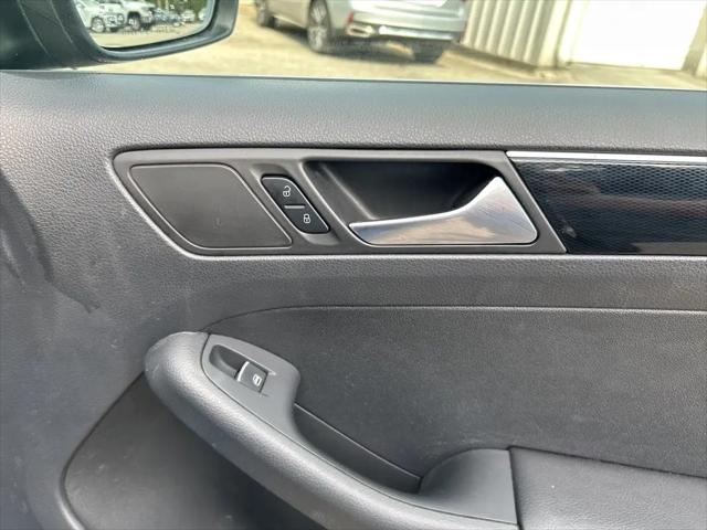 2016 Volkswagen Jetta 1.8T SEL