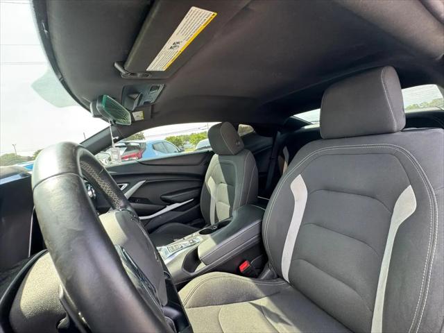 2021 Chevrolet Camaro RWD Coupe LT1