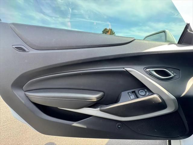 2021 Chevrolet Camaro RWD Coupe LT1
