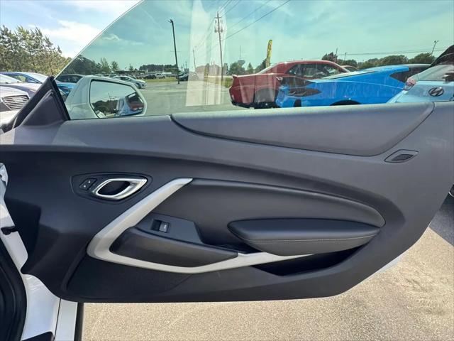 2021 Chevrolet Camaro RWD Coupe LT1