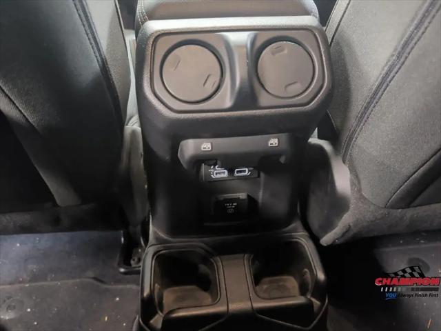 2019 Jeep Wrangler Unlimited Sahara 4x4