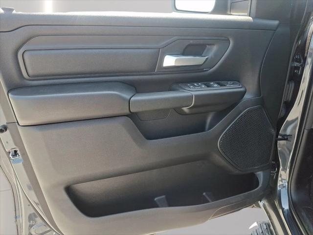 2026 Ram 1500 Express Crew Cab 4x4 57 Box