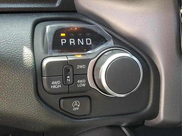 2026 Ram 1500 Express Crew Cab 4x4 57 Box