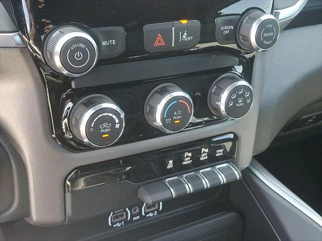 2026 Ram 1500 Express Crew Cab 4x4 57 Box