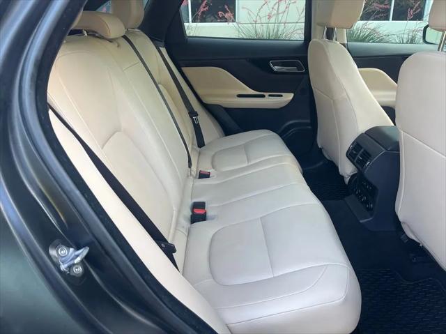 2018 Jaguar F-PACE 30t Premium