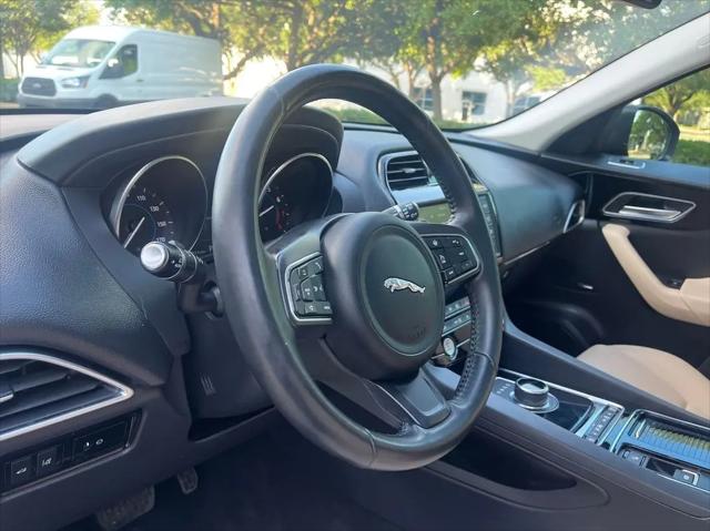 2018 Jaguar F-PACE 30t Premium