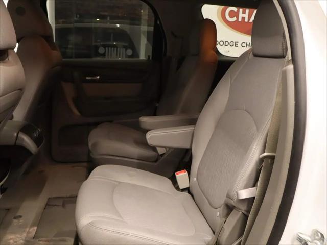 2016 GMC Acadia SLE-2