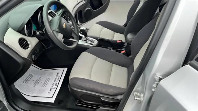 2015 Chevrolet Cruze LS Auto
