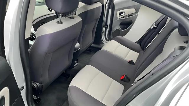 2015 Chevrolet Cruze LS Auto