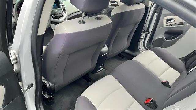 2015 Chevrolet Cruze LS Auto