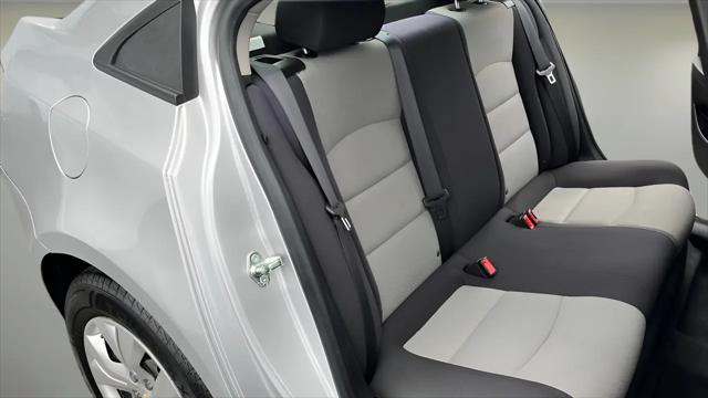 2015 Chevrolet Cruze LS Auto