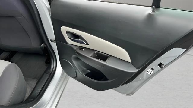 2015 Chevrolet Cruze LS Auto