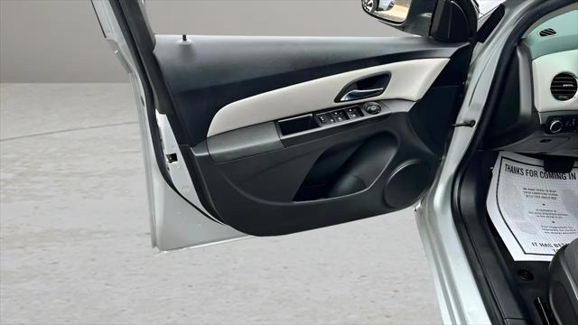 2015 Chevrolet Cruze LS Auto