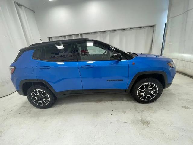 2025 Jeep Compass Trailhawk 4x4