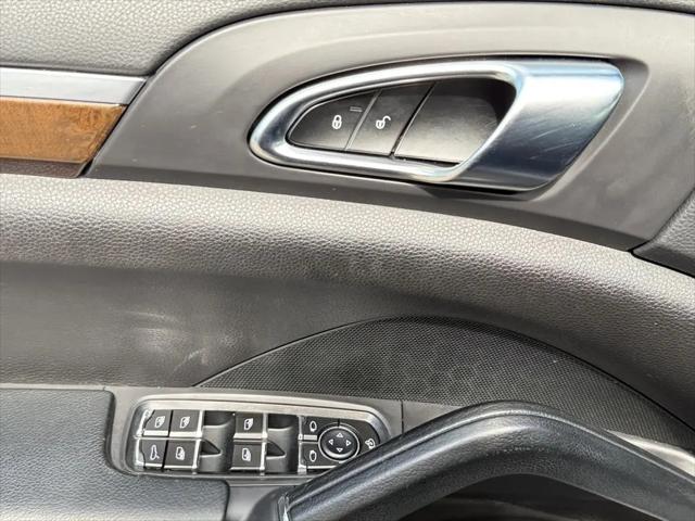 2012 Porsche Cayenne Cayenne