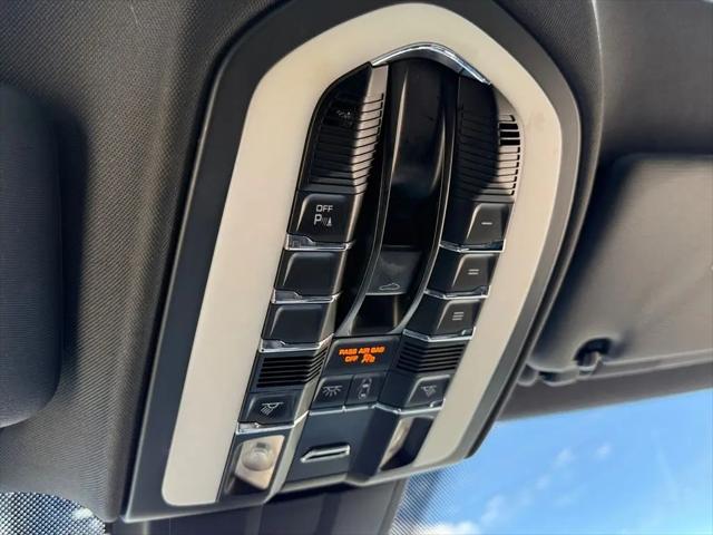 2012 Porsche Cayenne Cayenne