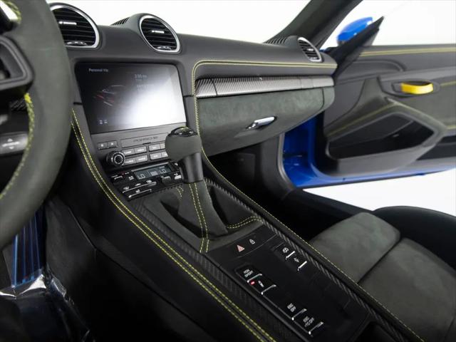 2025 Porsche 718 Cayman GT4 RS