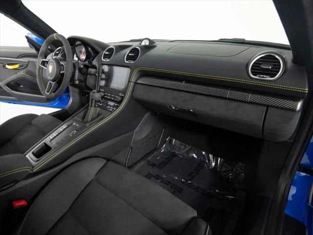 2025 Porsche 718 Cayman GT4 RS