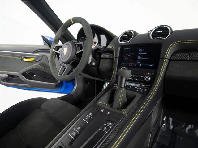 2025 Porsche 718 Cayman GT4 RS