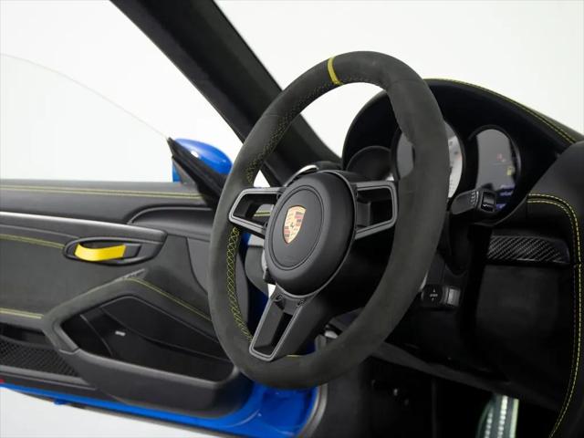 2025 Porsche 718 Cayman GT4 RS
