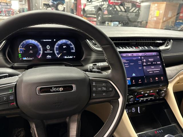 2025 Jeep Grand Cherokee L Limited 4x4