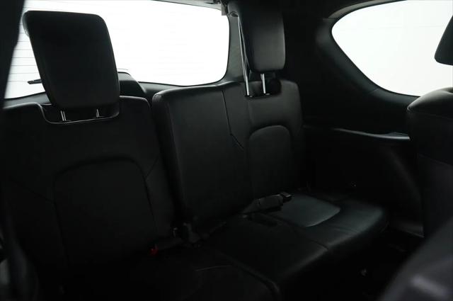 2024 INFINITI QX80 LUXE AWD