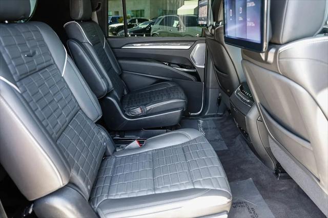 2025 Cadillac Escalade ESV V-Series
