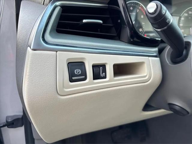 2020 Cadillac XT5 FWD Premium Luxury