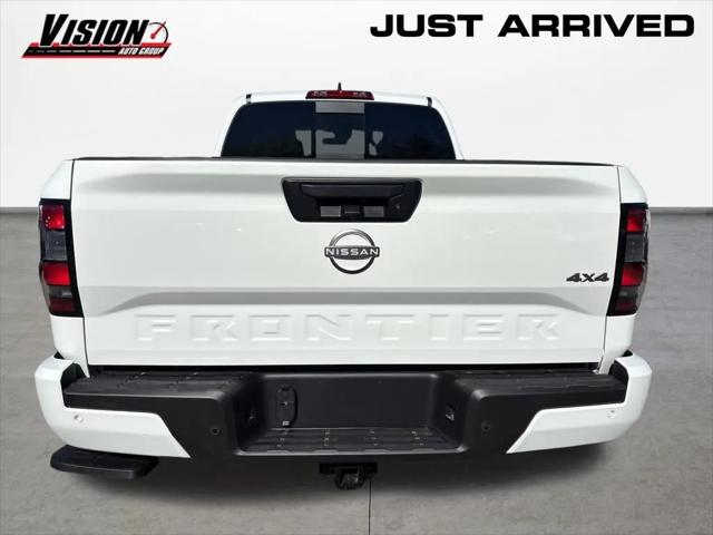 2026 Nissan Frontier Crew Cab Long Bed SV 4x4