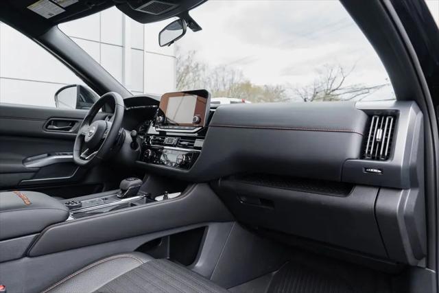 2025 Nissan Pathfinder Rock Creek 4WD