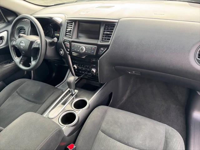 2015 Nissan Pathfinder S