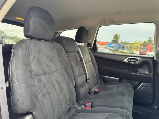 2015 Nissan Pathfinder S