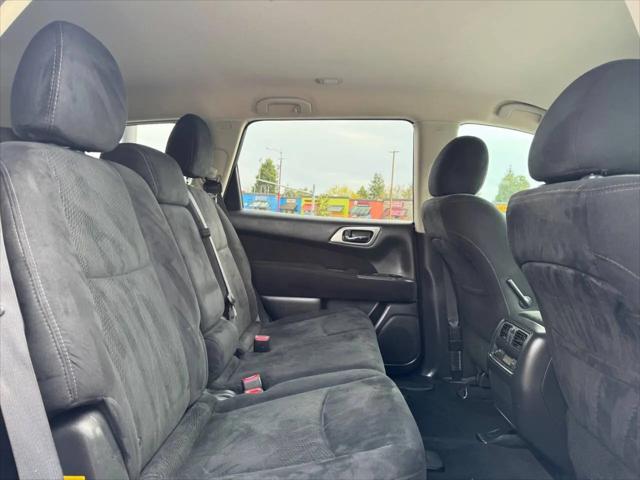 2015 Nissan Pathfinder S