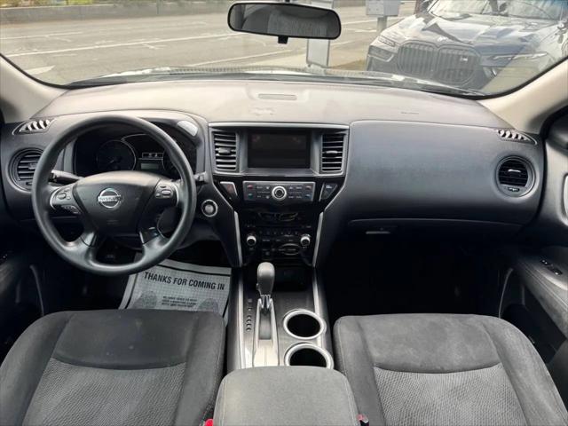 2015 Nissan Pathfinder S