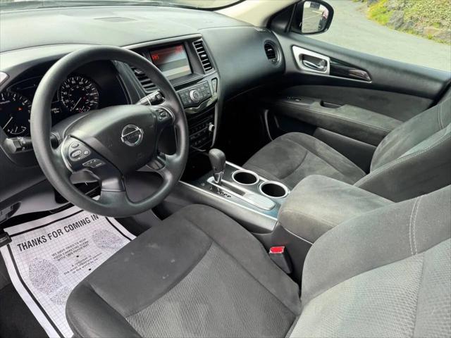 2015 Nissan Pathfinder S