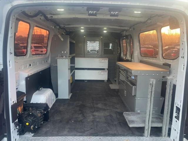 2016 Ford Transit Low Roof w/60/40 Side Door Van 3D