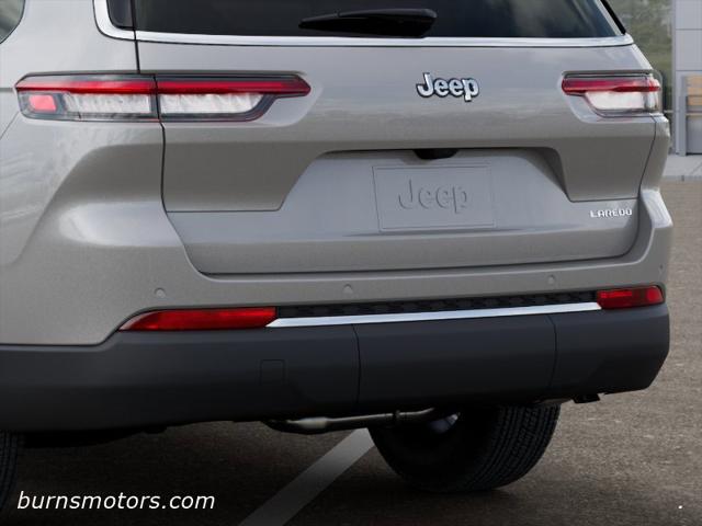 2026 Jeep Grand Cherokee L Laredo 4x2