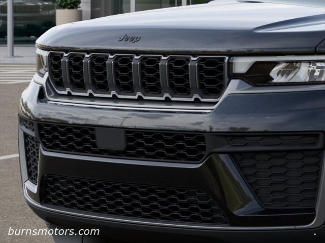 2026 Jeep Grand Cherokee L Altitude 4x2