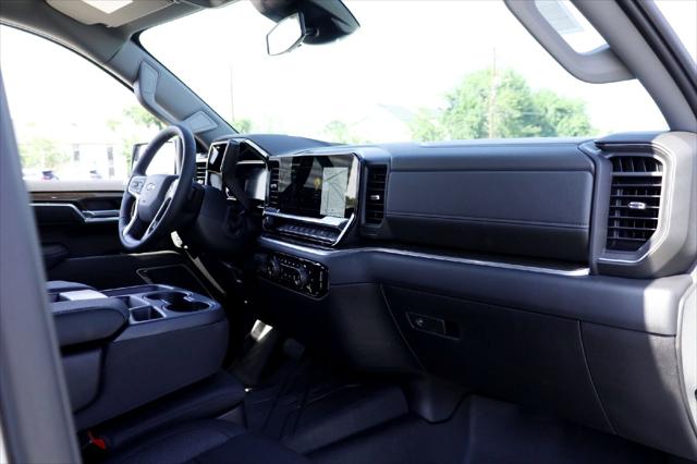2026 Chevrolet Silverado 1500 4WD Crew Cab Short Bed RST