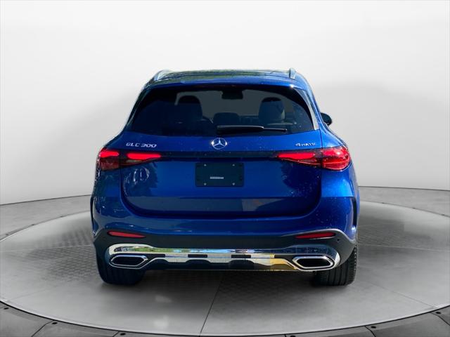 2026 Mercedes-Benz GLC Unknown
