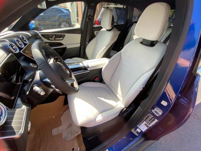 2026 Mercedes-Benz GLC Unknown